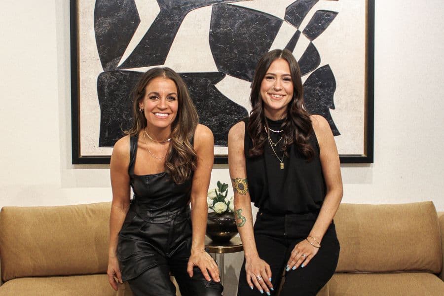 Glowout spray tan training — West Loop Chicago